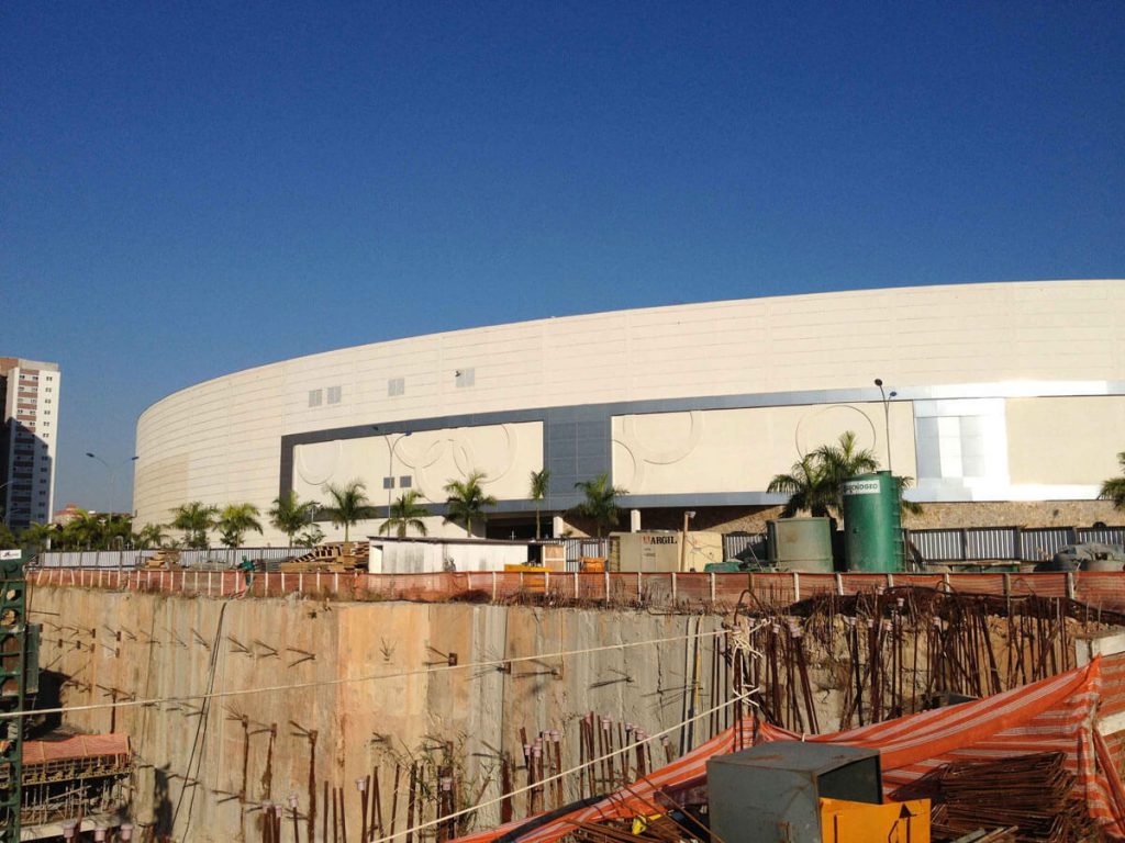 Obra de estaqueamento atendida pela ARGIL
